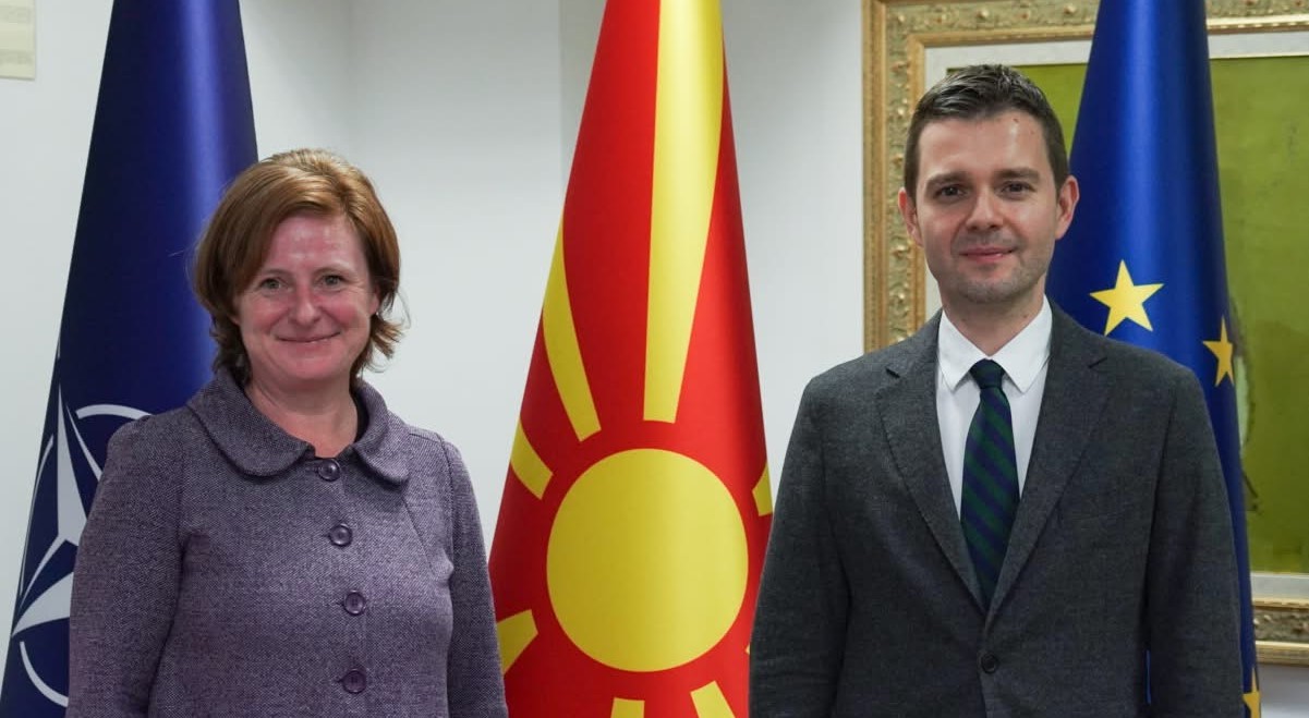 Средба на министерот Муцунски со амбасадорката на Сојузна Република Германија, Петра Дрекслер