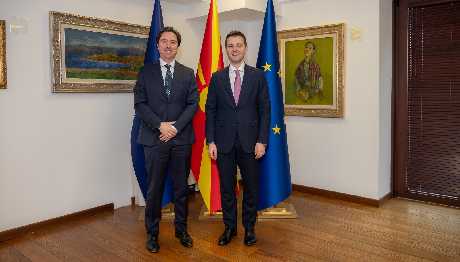 Средба на министерот Муцунски со британскиот амбасадор Метју Лосон