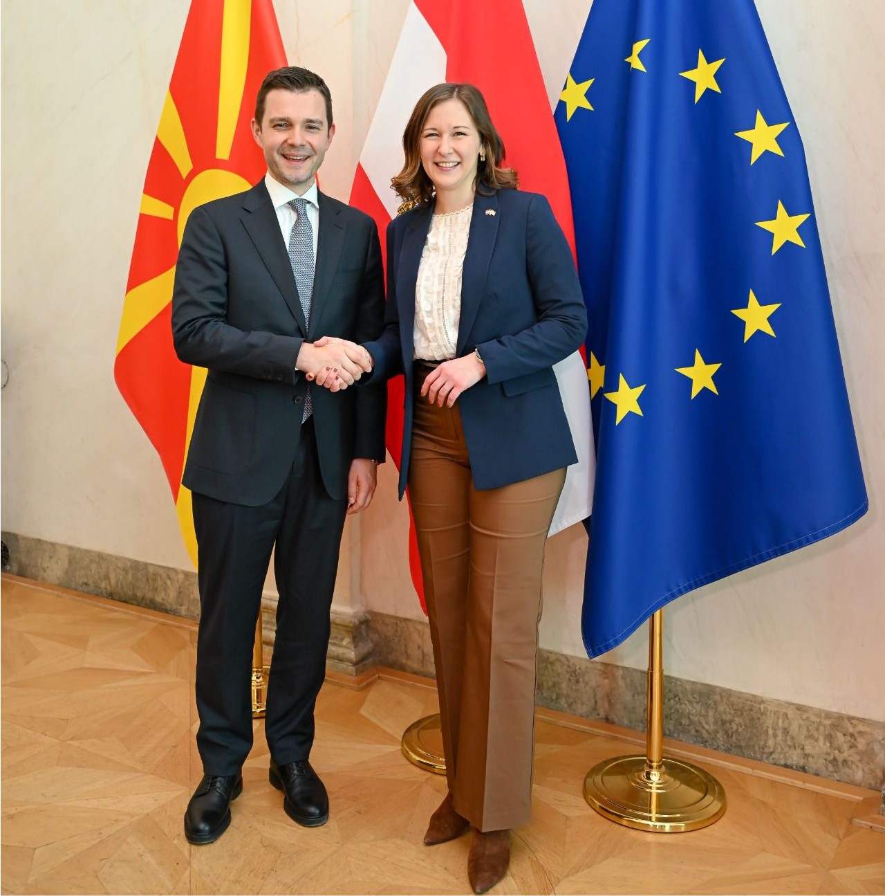 Средба на министерот Муцунски со министерката за Европа, интеграција и семејство на Австрија, Клаудија Бауер