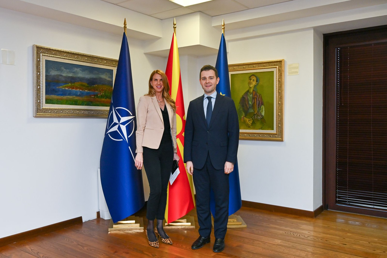 Средба на министерот Муцунски со вршителот на должноста амбасадор на САД, Никол Варнес