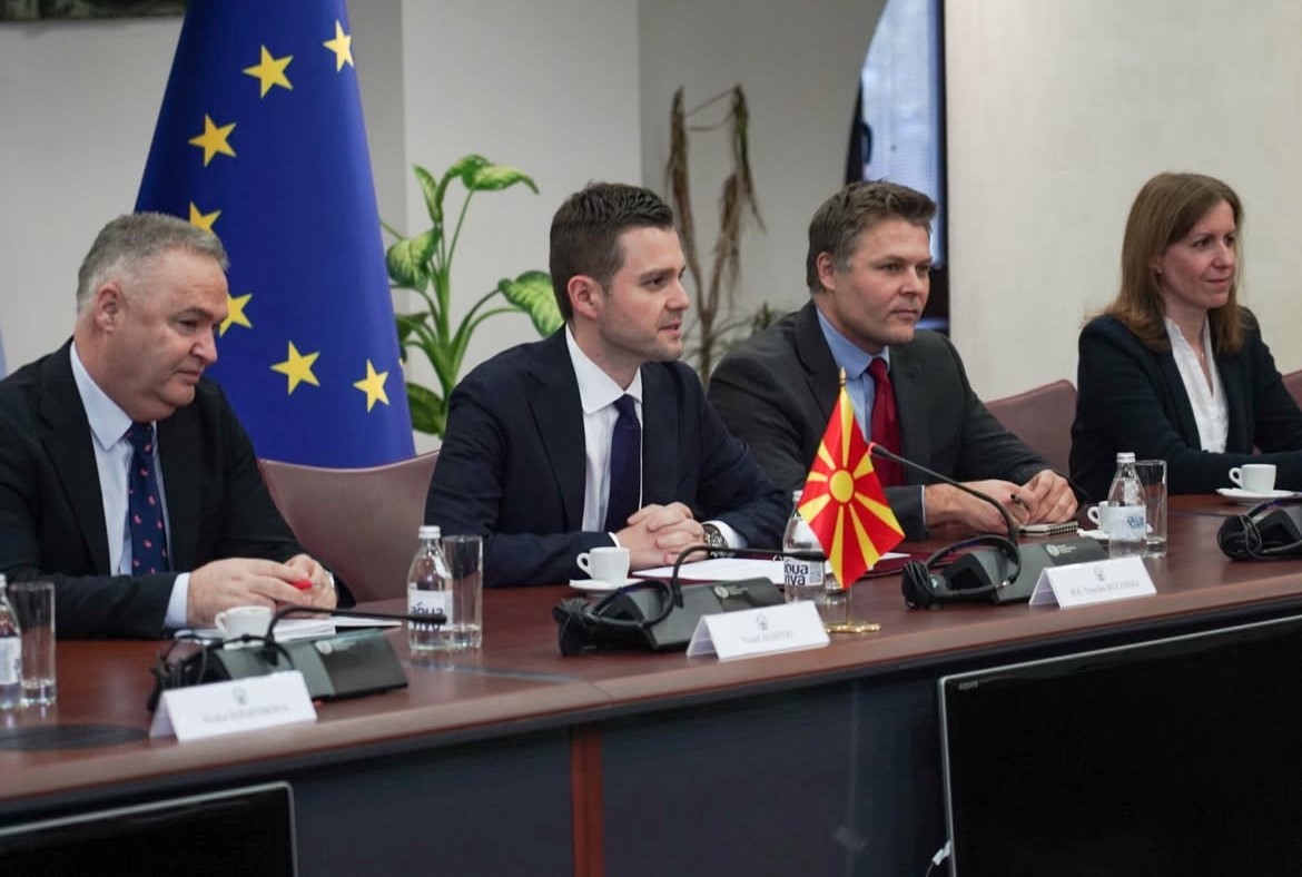 Средба на министерот за надворешни работи и надворешна трговија, Тимчо Муцунски, со пратениците од Групата за пријателство со Република Северна Македонија во шведскиот парламент – Риксдаг