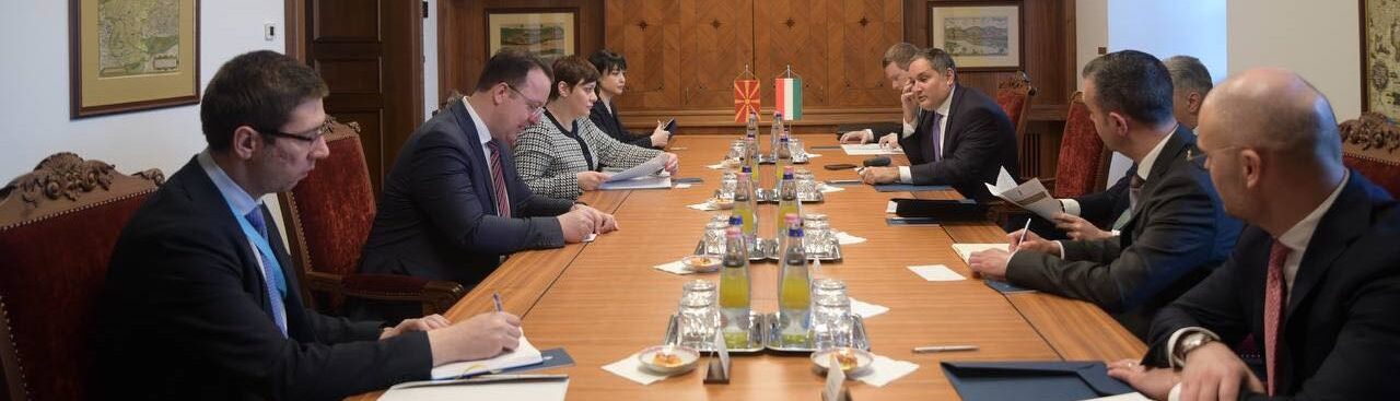 Средби на Димитриеска-Кочоска во Будимпешта – Инвестициите во фокусот на Владата, унгарската поддршка важна за економски развој на државата