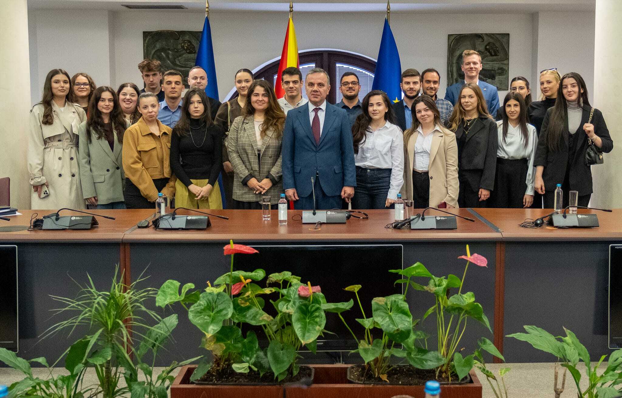 Студиска посета на Министерството за надворешни работи и надворешна трговија и средба со заменик-министерот Димитровски