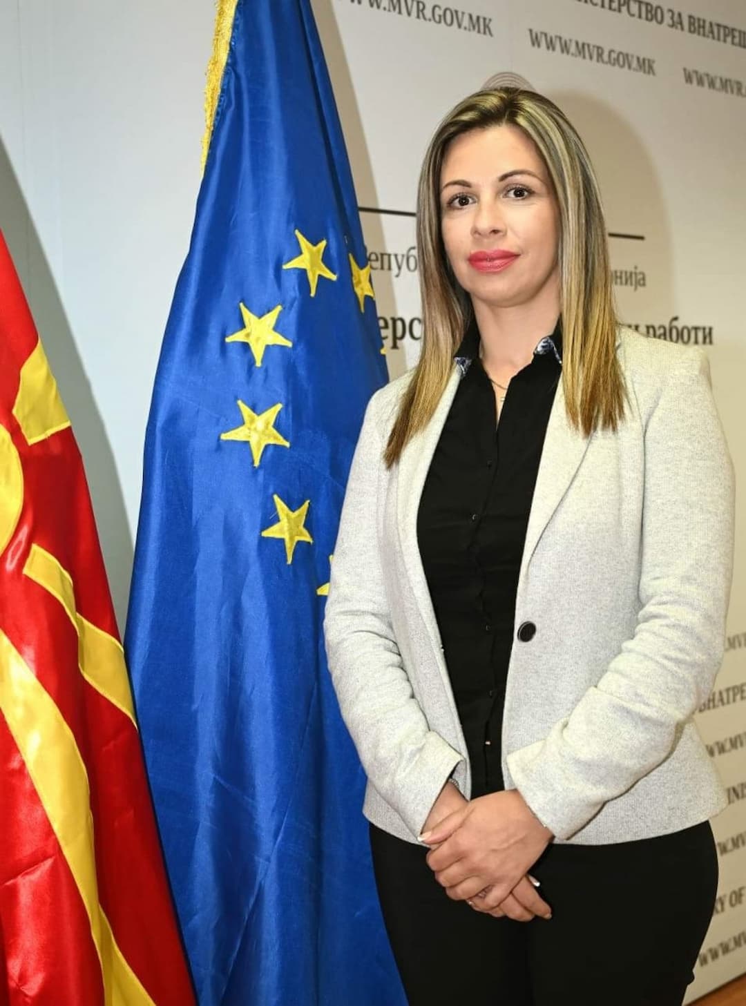 Александра Трајанова 