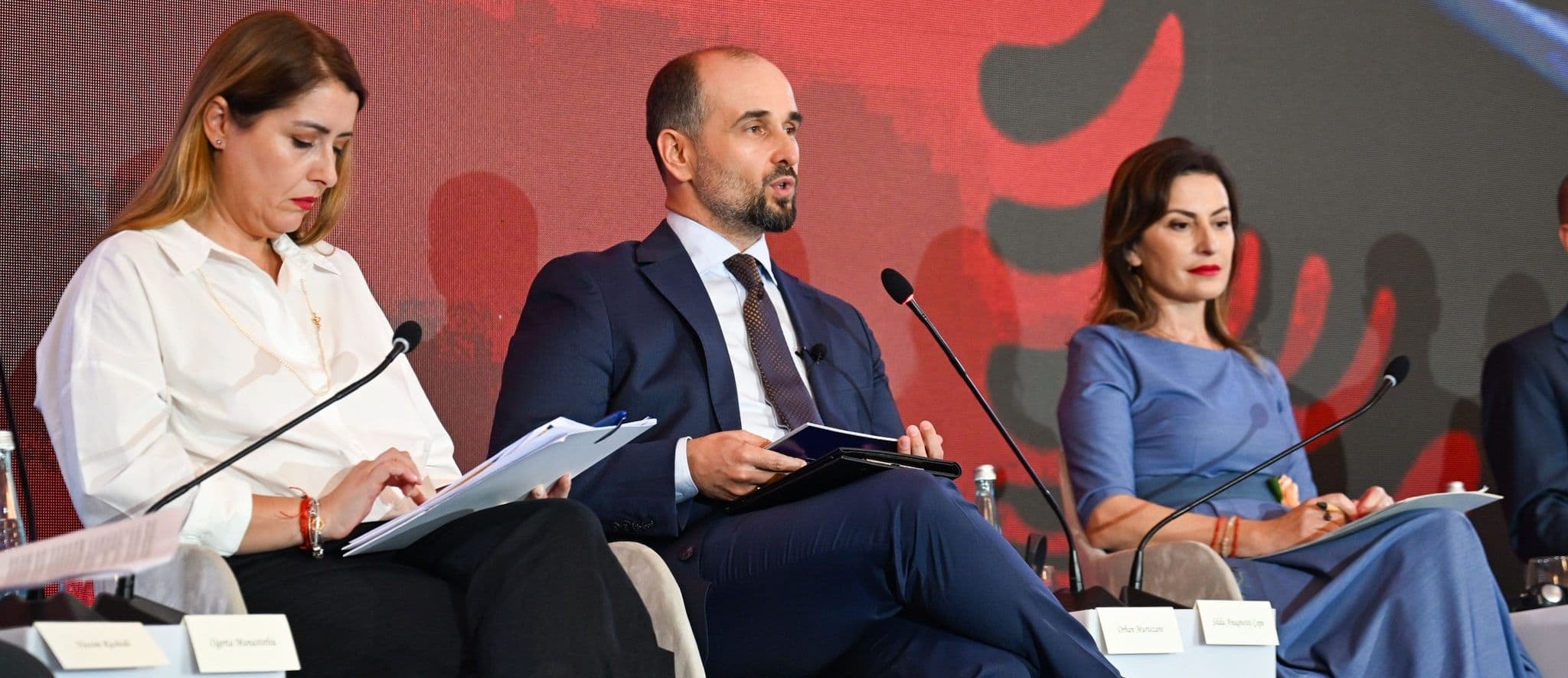Тирана: МЕП Муртезани на панел за улогата на Албанците во регионалната соработка и европската интеграција