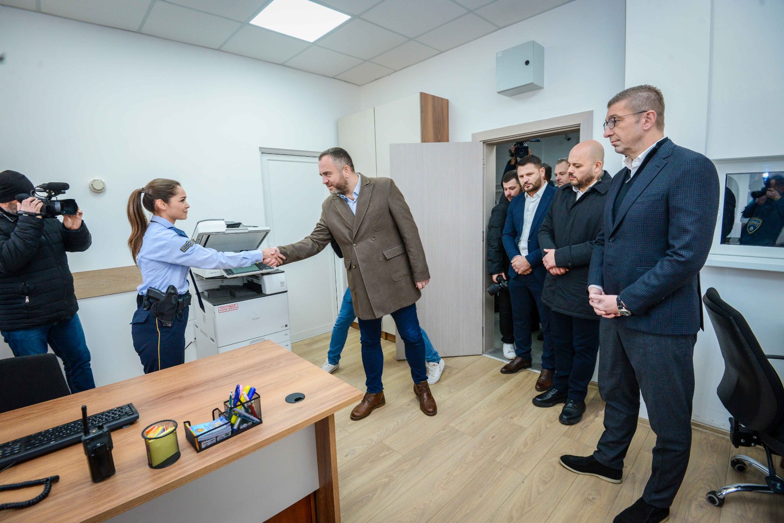 Тошковски: По 30 години работа во стар објект, пуштена во употреба новата полициска станица во Бутел