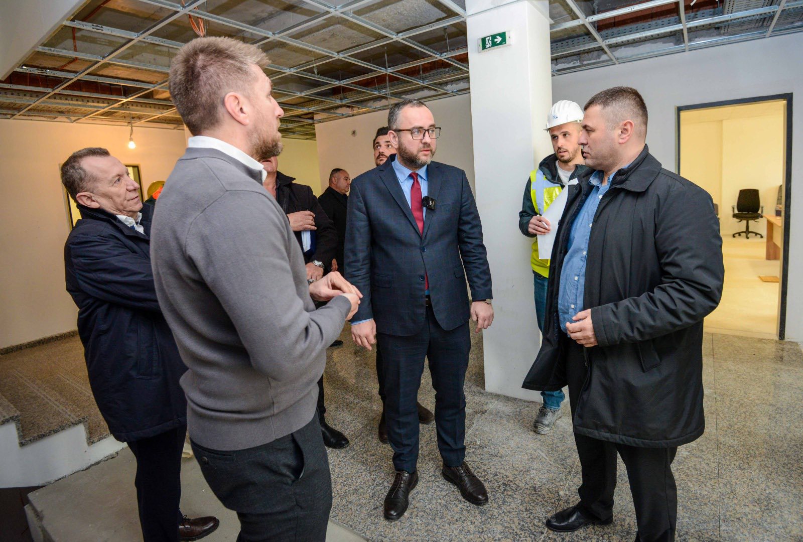 Тошковски во увид на изградбата на новата полициска станица во Аеродром: Инвестираме во современи услови за работа на полицијата и поквалитетни услуги за граѓаните