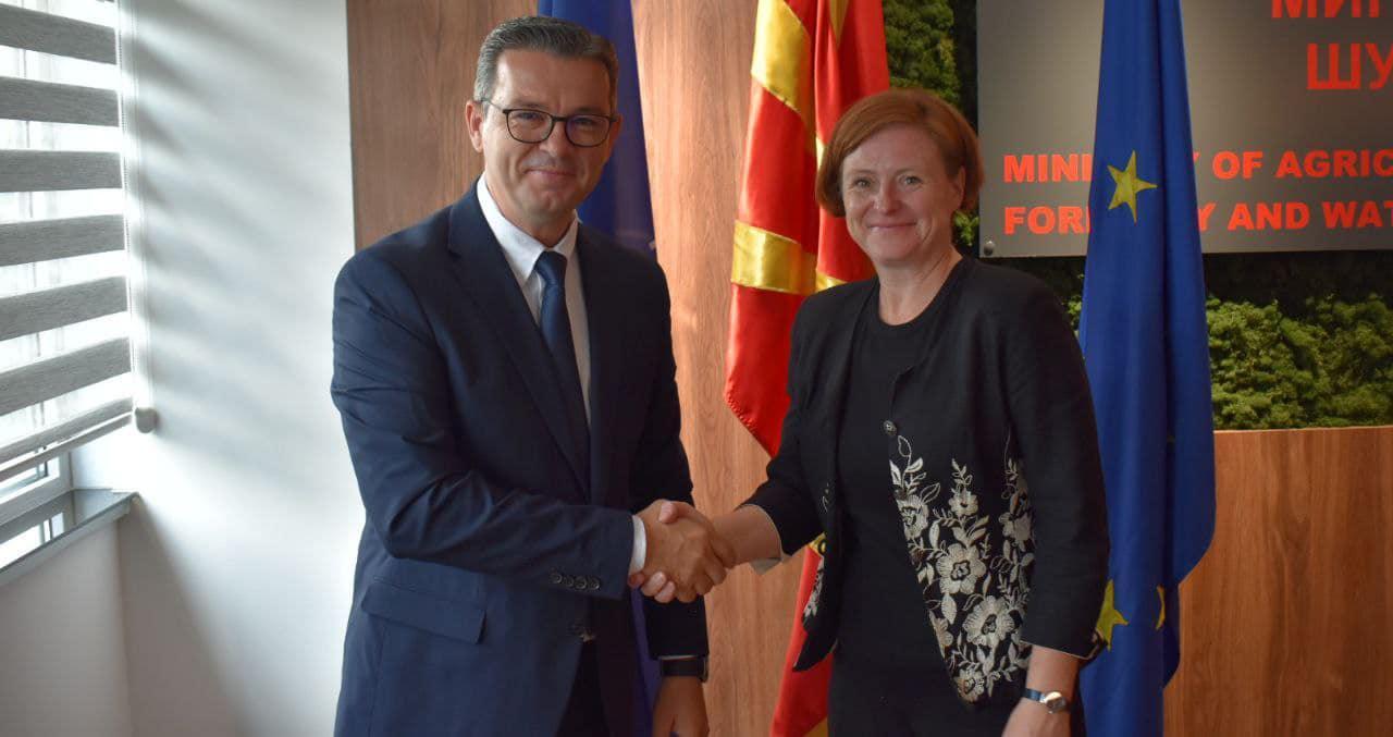 Трипуновски на средба со Амбасадорот на Сојузна Република Германија Петра Дрекслер