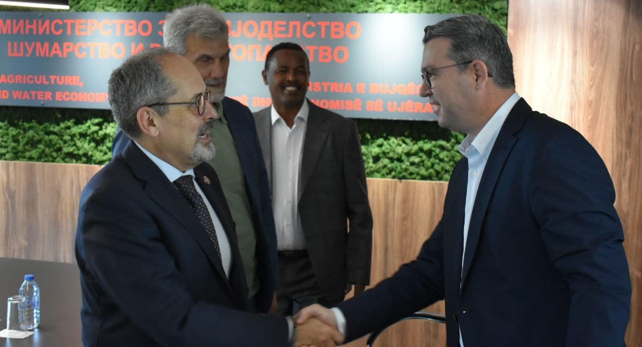 Трипуновски на средба со Масимилиано Паолучи, директорот на Светска банка во Македонија