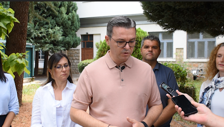 Трипуновски: По 6 години застој се порибува Охридското езеро со околу милион единки на охридска пастрмка