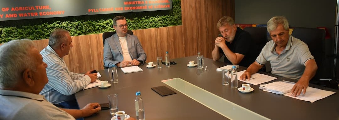 Трипуновски: Работиме за да го подигнеме квалитетот и конкурентноста на лозарството во Македонија