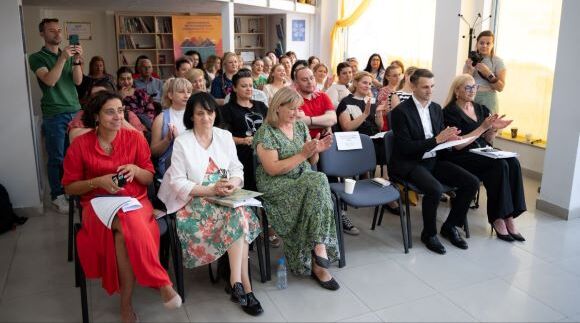 Велковски по повод Денот на социјалните работници: Вие не само што ги менувате животите на луѓето, вие го менувате духот на нашето општество