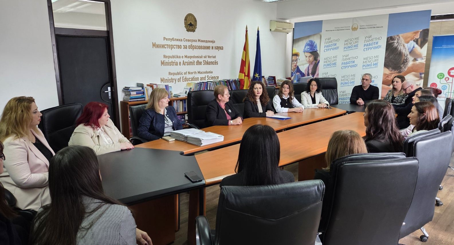 Вештините стекнати преку неформално и искуствено учење, ќе може да се валидираат преку Регионалните центри за стручно образование и обука