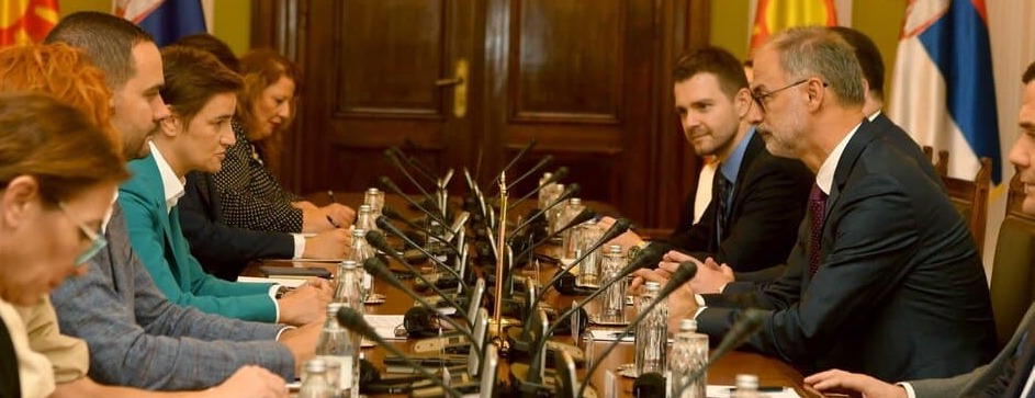 Вицепремиерот и министер за односи меѓу заедниците Иван Стоилковиќ на средба со претседателката на Народното собрание на Р Србија Ана Брнабиќ