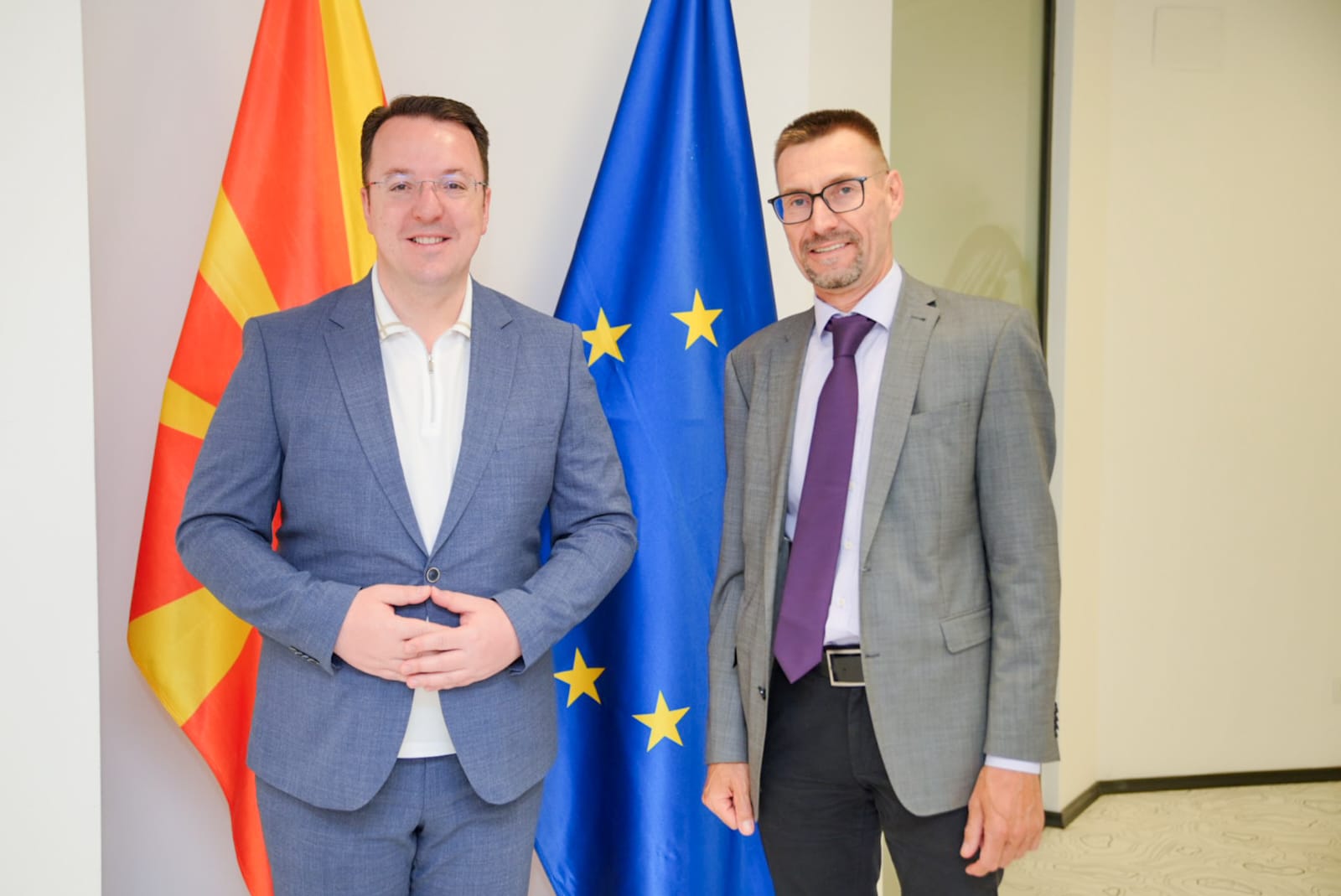 Вицепремиерот Николоски се сретна со заменик амбасадорот на ЕУ, Бен Нупно: Македонија е силно посветена на изградба и модернизација на транспортните коридори