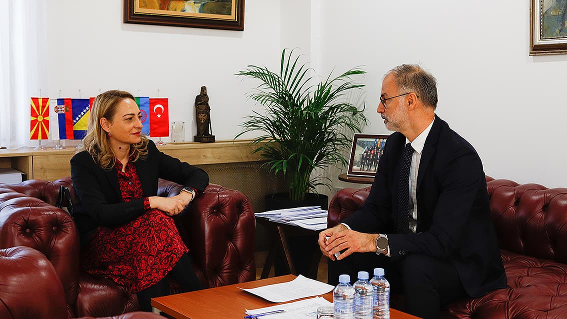 Во пресрет на „Винска визија – Отворен Балкан“ вицепремиерот и министер Стоилковиќ оствари средба со Младеновска – Јеленковиќ од „Вина од Македонија“