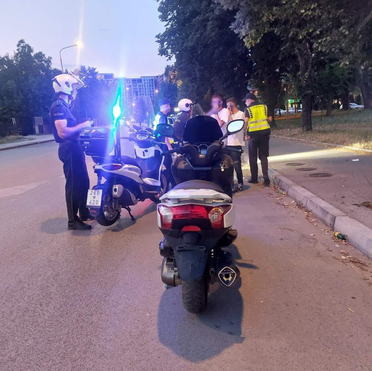 За осум часа 155 сообраќајни прекршоци во Скопје, 51 санкција за возачи на мотоцикл