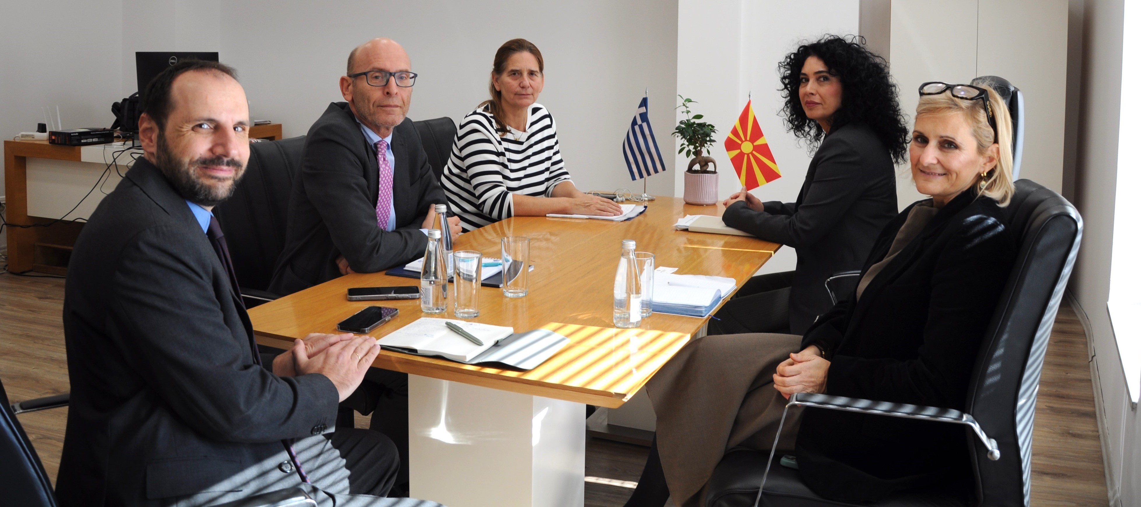 Зајакнување на билатералната соработка со Грција за управување со сливот на реката Вардар/Аксиос