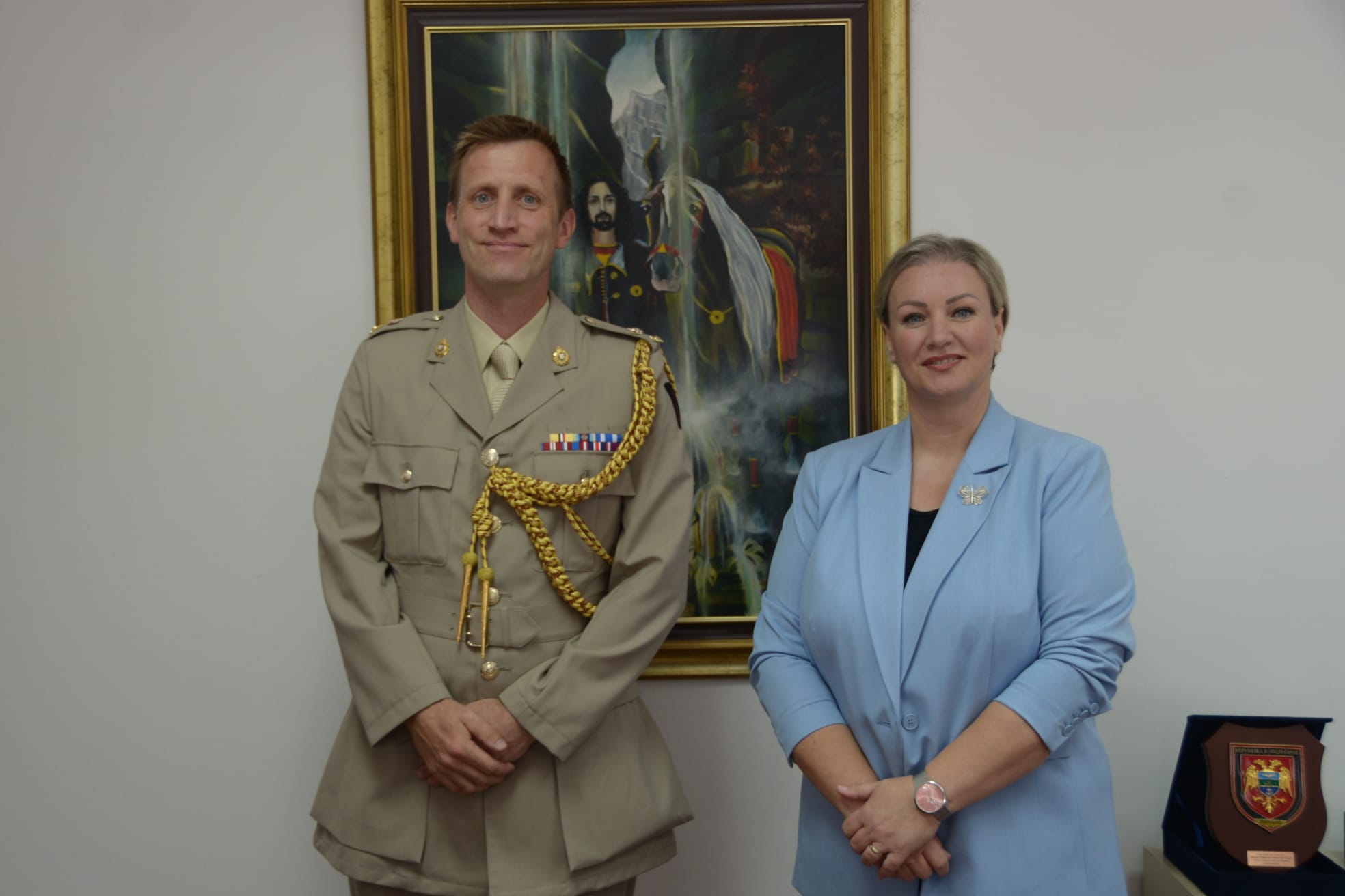 Заменик министерката за одбрана Исмаили оствари средба со одбранбеното аташе на Велика Британија, потполковник Едуард Џон Грин