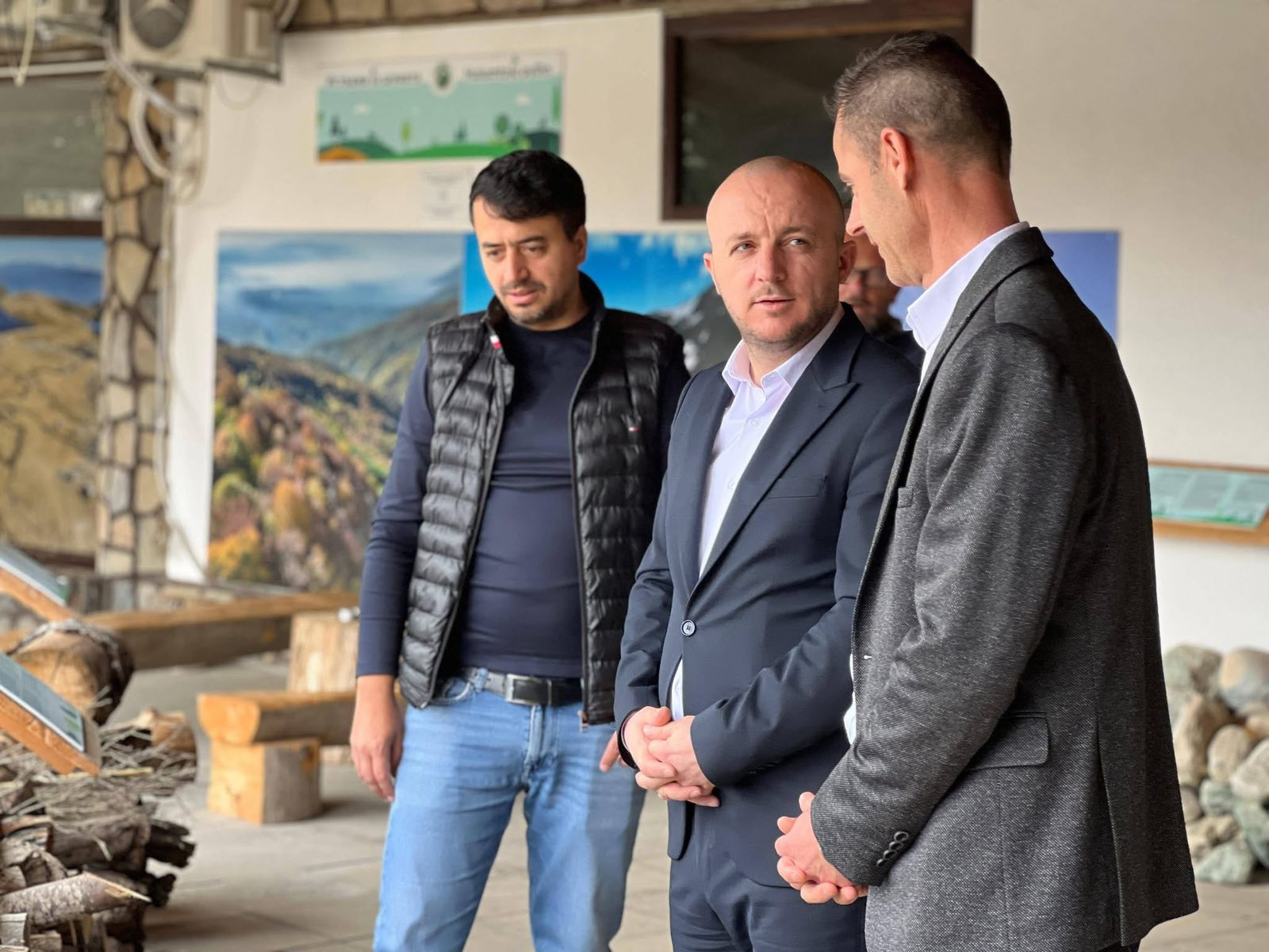 Заменик министерот Албрим Хоџа во посета на Националниот парк Шар Планина