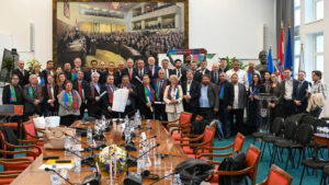 Заменик-министерот Мустафа дел од меѓународна конференција на тема ,,Ромско (обичајно) право, традиција и култура”