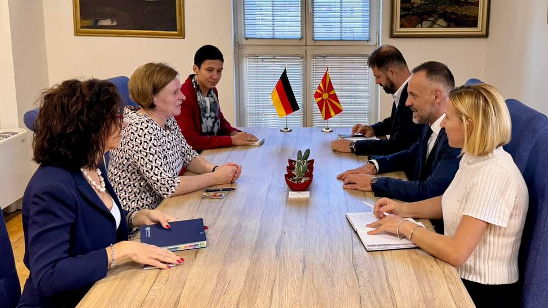 Заменик претседателот на Владата Фетаи на средба со амбасадорката на Германија, Дрекслер