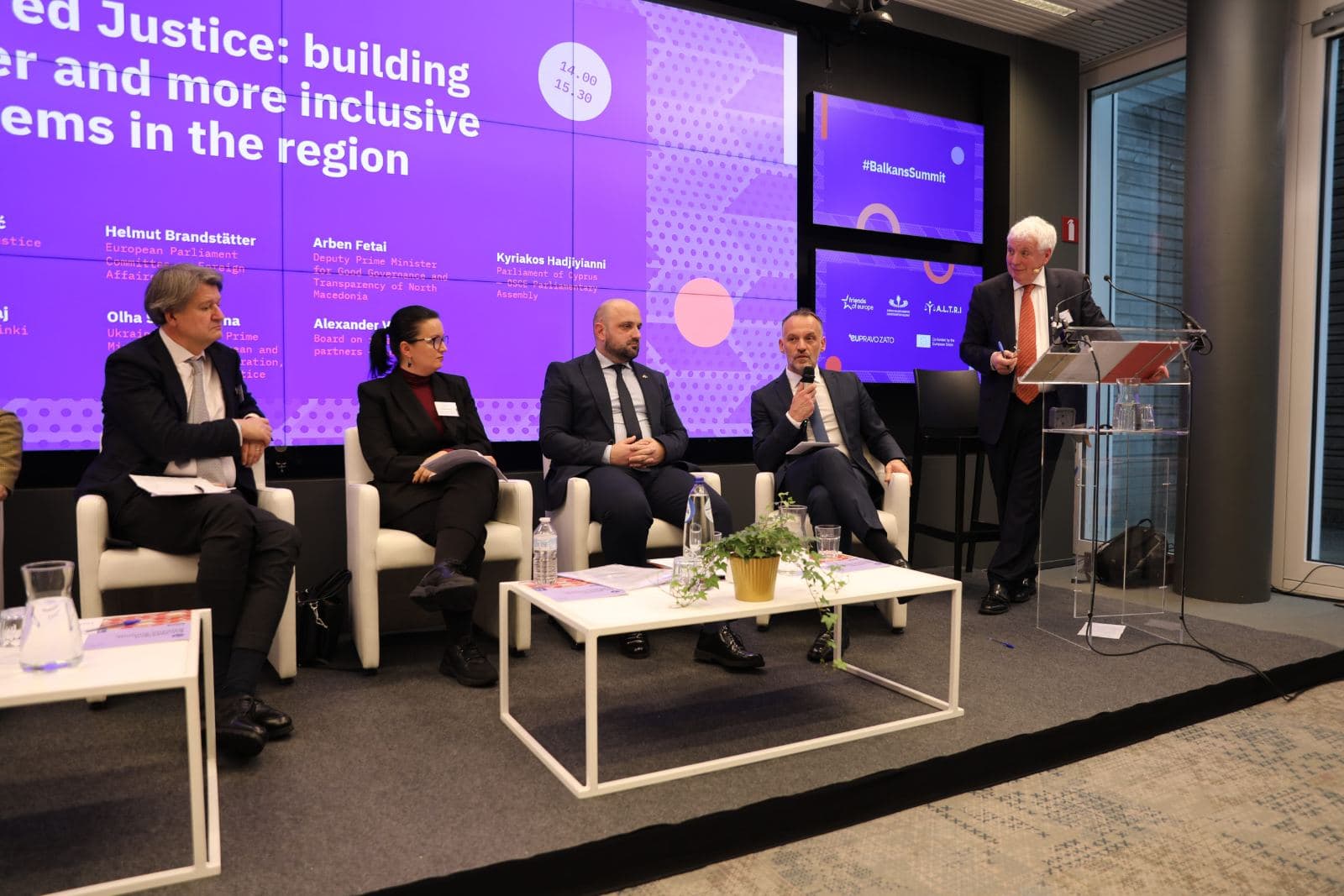 Заменик претседателот на Владата задолжен за добро владеење Фетаи во Брисел на Самитот на ЕУ- Западен Балкан